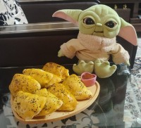 پیراشکی گوشت 
داخل توستر