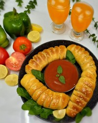 اشترودل مرغ وقارچ