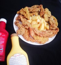 چیکن استریپس رستورانی