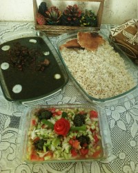 بفرمائید قرمه سبزی خوشمزه