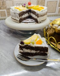 کیک کاکائویی خامه ای 