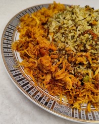 سبزی پلو با مرغ زعفرونی