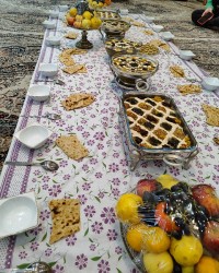 سفره دور همی مون