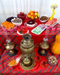 میز یلدای1403