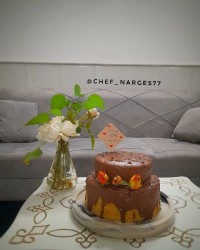 کیک اسفنجی(با سه قلم مواد)