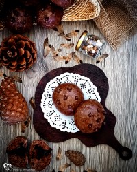 نان شکلاتی مغزدار