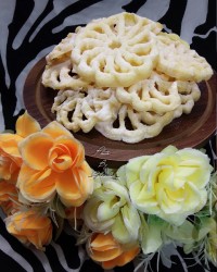 شیرینی پنجره ای