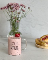 اسموتی توت فرنگی و موز