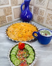 لوبیا پلو و سالاد شیرازی 