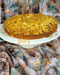 کیک ملکه بادام
