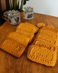 بیسکویت لوتوس 