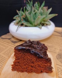 کیک هات چاکلت خیس