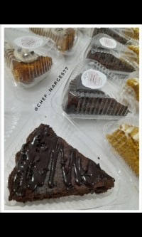 کیک شکلاتی کافه ای