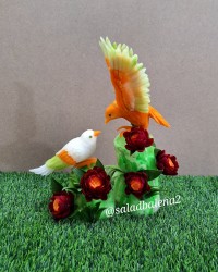 پرنده با هویج وترب