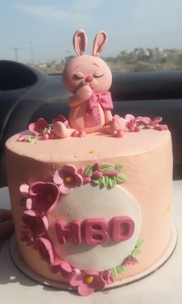 کیک خامه ای خرگوش