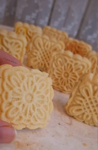 شیرینی مغزدار گردویی 