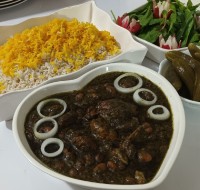 قورمه سبزی
ورق بزن عزیزم 
