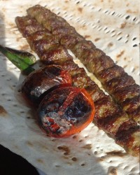 کوبیده با نون داغ