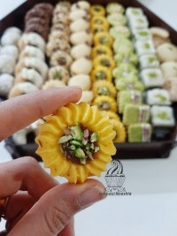 شیرینی زعفرانی
