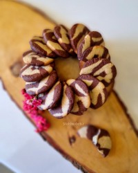 بیسکویت دو رنگ