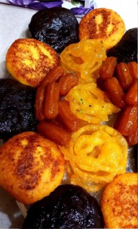 نان برنجی یا (شیربرنج) محلی کردکوی و حلوا سیاه گردویی کردکوی