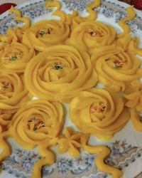 حلوای شیر زعفرانی