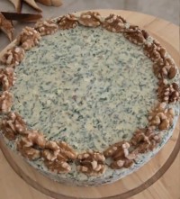 کیک نان پنیر سبزی 
گردو