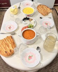 فرنی بستنی پسته و زعفران بدون ژلاتین