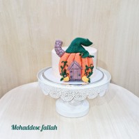 کیک طرح کدو تنبل