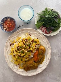 زرشک پلو با مرغ زعفرونی