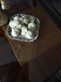 شیرینی پفکی پسته ای