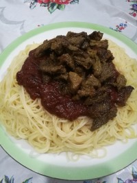 ماکارونی با پنیر و گوشت گاو