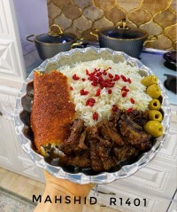 چلو گوشت با دم گوساله و ته دیگ آرد