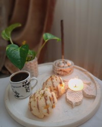 نان خامه ای کراکولین