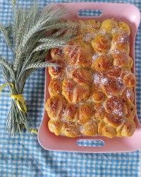 نون رول دارچینی