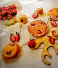 پای توت فرنگی 