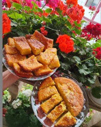 کیک کنجدی