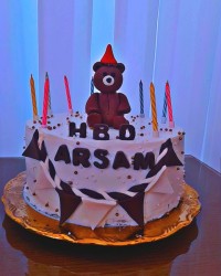 کیک تولد موطلایی