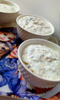 ماستِ بادمجان(کبابی) با سیرِ تازه