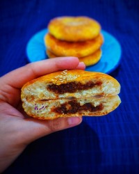 نون گردو وخرما