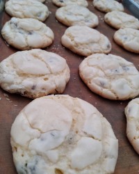 شیرینی کشمشی، از کانال  محدثه عامری عزیز(ایتا)