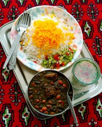 خورش قرمه سبزی