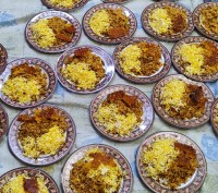 لوبیا پلو با سالاد شیرازی 