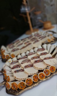 حلواشیرخشک