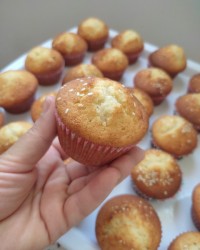 کیک یزدی به سبک قنادی