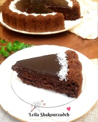 کیک شکلاتی با رویه شکلاتی