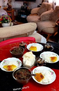 خورش قرمه سبزی با گوشتِ بوقلمون  