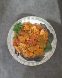 پاستا نارنجی