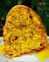 کیک زعفران وپودر گل وکشمش
 با سس مخصوص