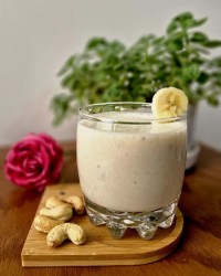 اسموتی شیر موز